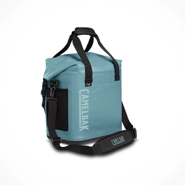 ChillBak™ Cube 18 Soft Cooler with Fusion™ 3L Group Reservoir