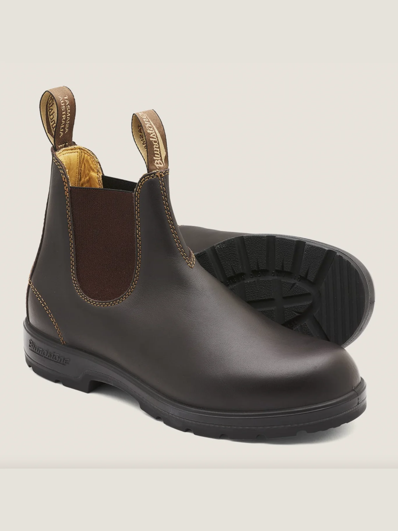 Classic Chelsea Boots 550