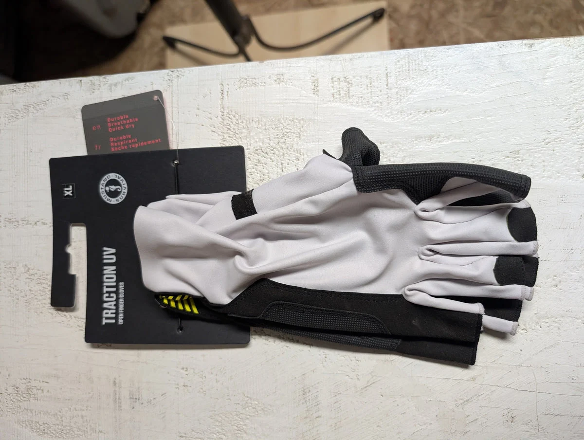 Mustang Survival Traction UV Gloves – 3 Rivers Outdoor Co