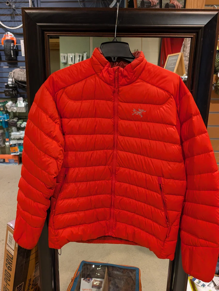 USED - Arc'Teryx Men's Down Jacket – 3 Rivers Outdoor Co