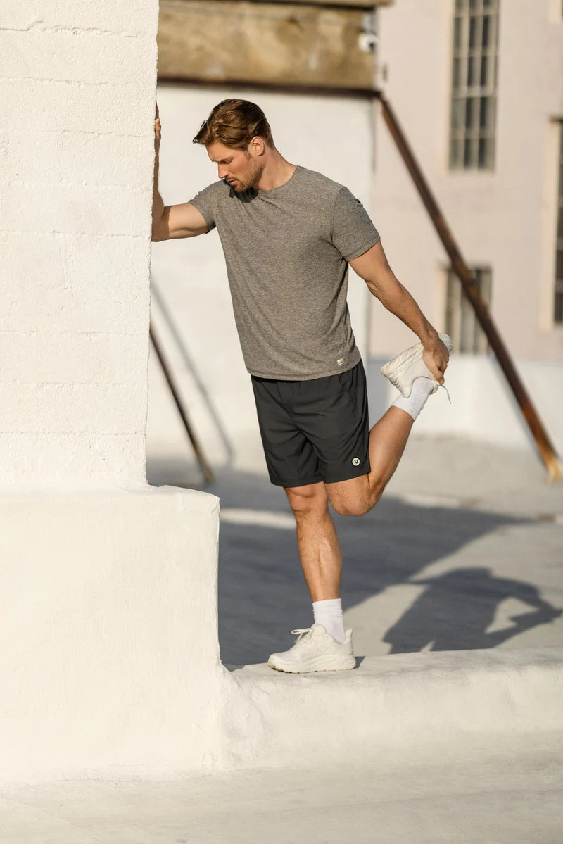 Vuori Men's Kore Short Lined 7"