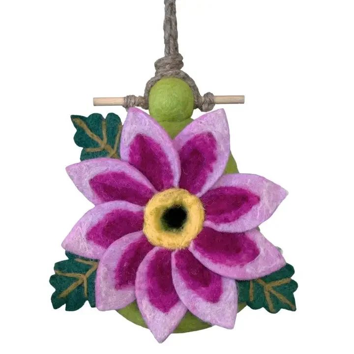 Wild Woolies Dahlia Star Birdhouse